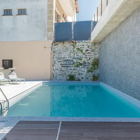 Misultin House & Swimming Pool, Luxury In By Rent Lejlighed