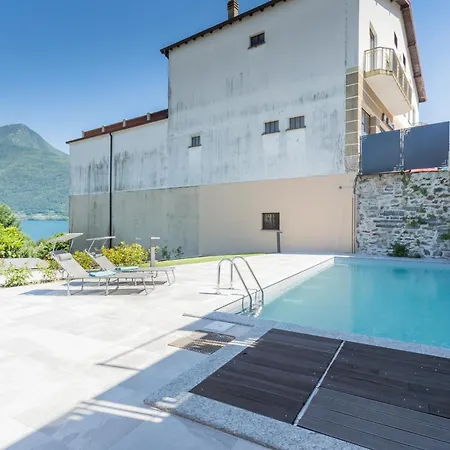 Misultin House & Swimming Pool, Luxury In By Rent Lejlighed *